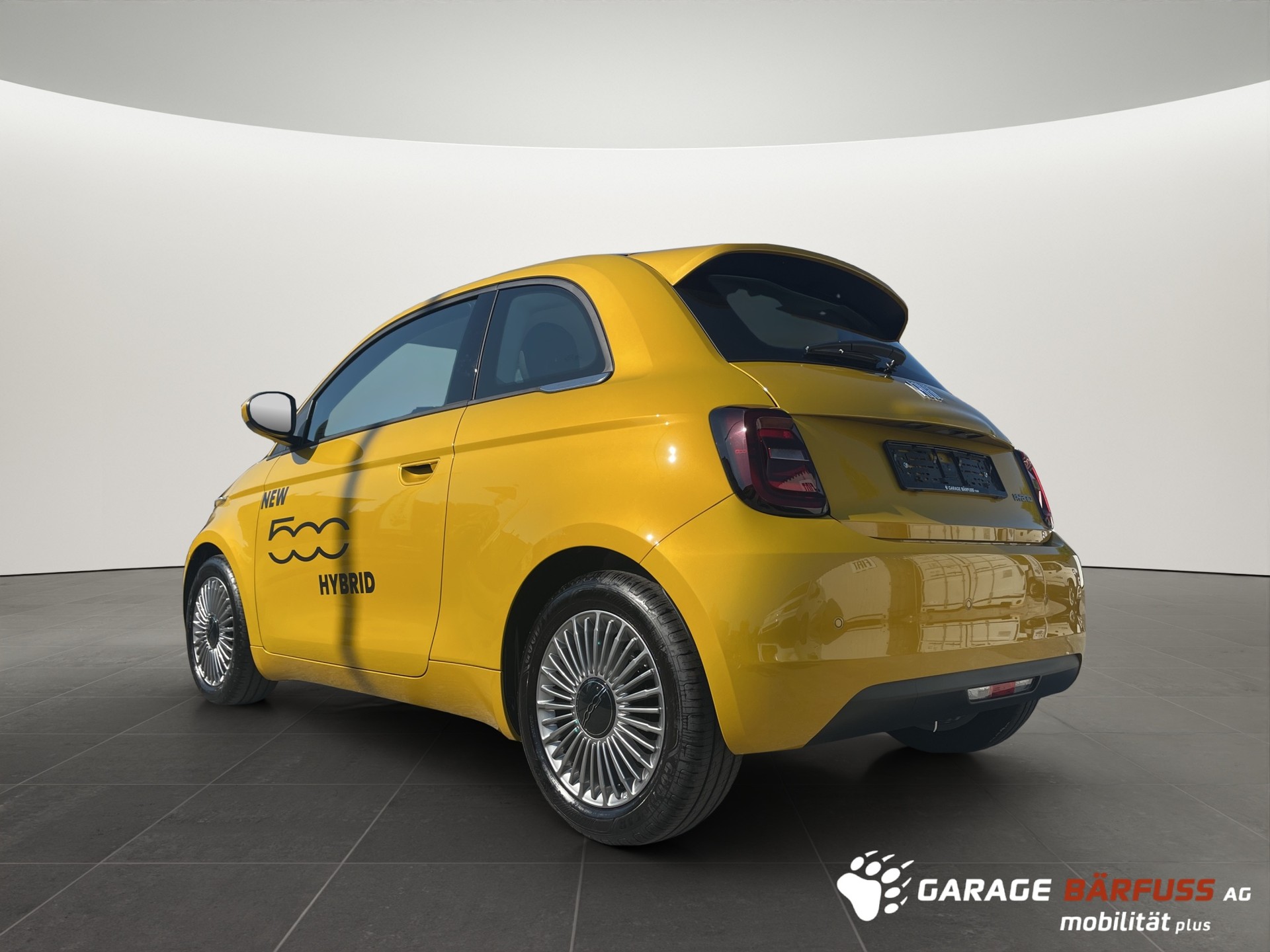 FIAT 500 1.0 Hybrid Torino-showroom-element-2