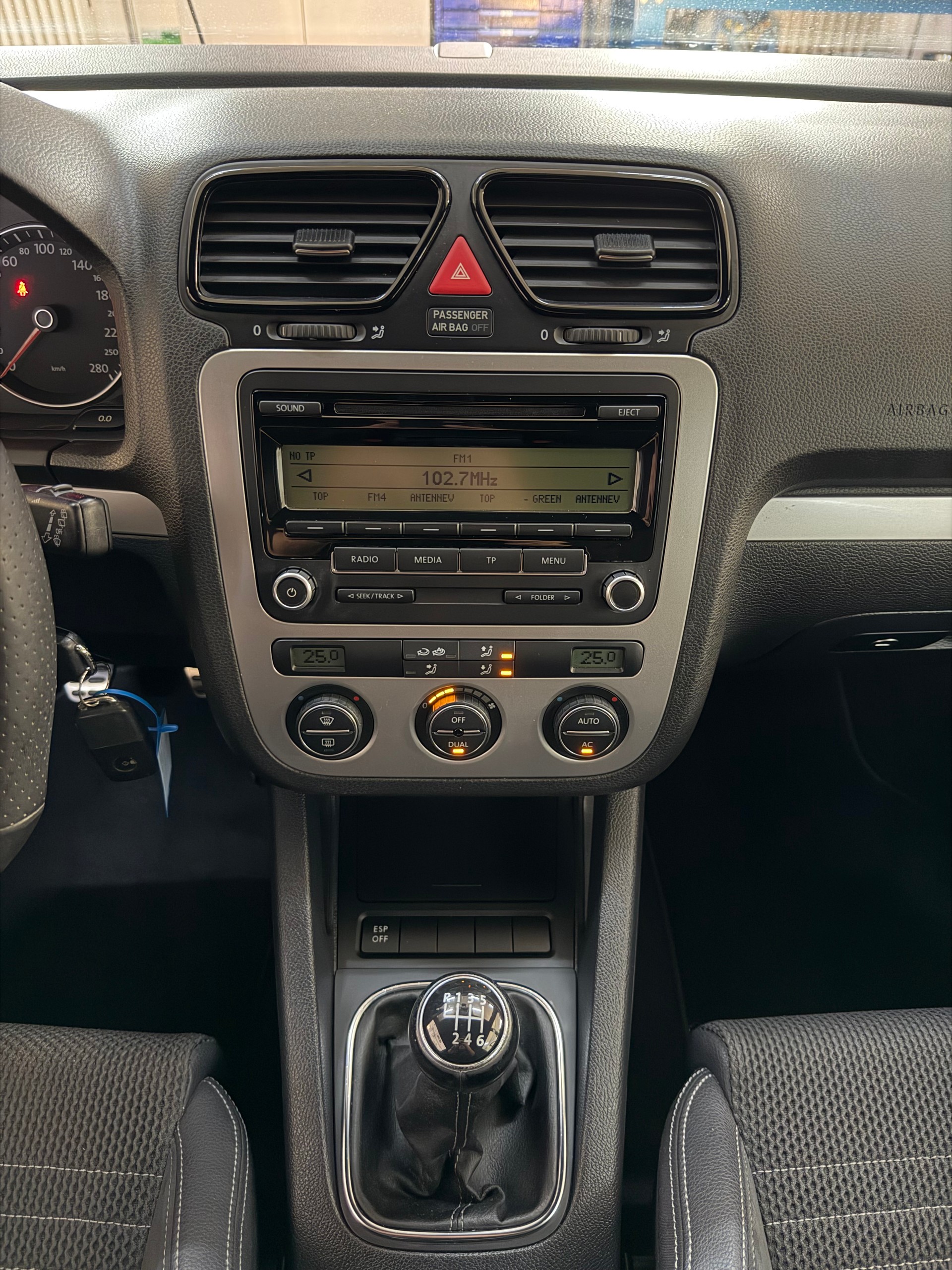 VW Scirocco 1.4 TSI-image-8