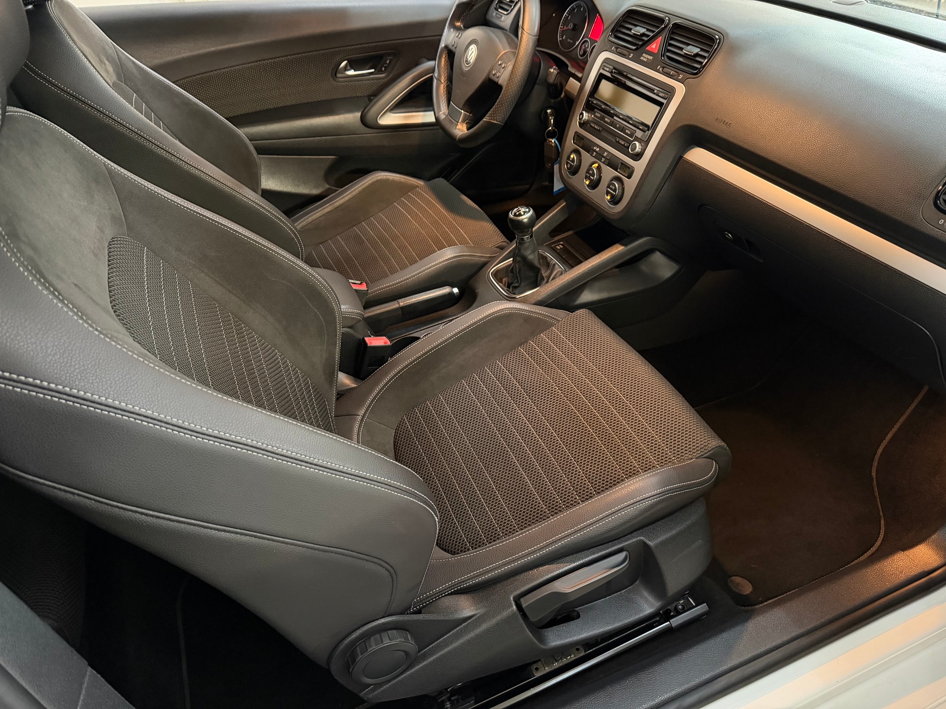 VW Scirocco 1.4 TSI-image-11