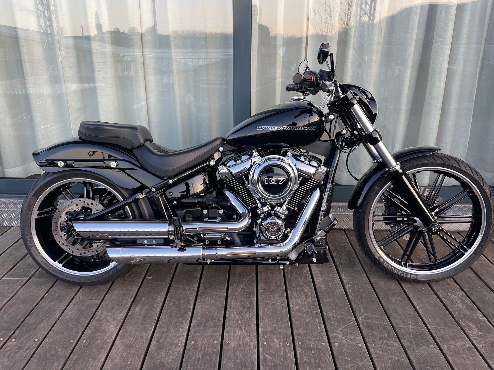HARLEY-DAVIDSON FXBR Breakout 107 ABS (35KW möglich)-image-1