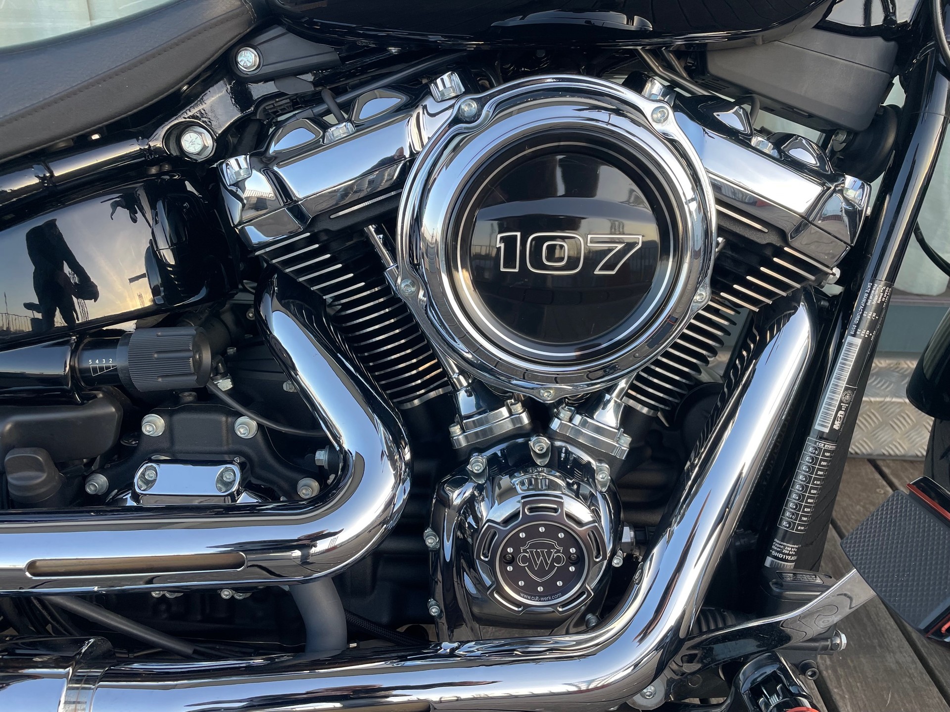 HARLEY-DAVIDSON FXBR Breakout 107 ABS (35KW möglich)-image-8