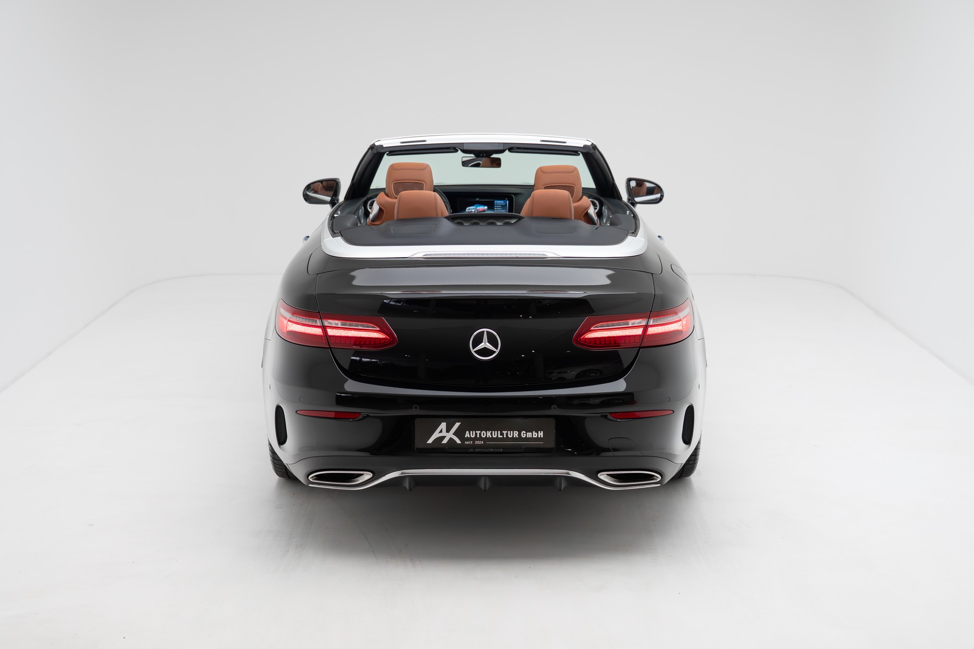 MERCEDES-BENZ E 400 Cabriolet AMG Line 4 Matic 9G-Tronic-image-9