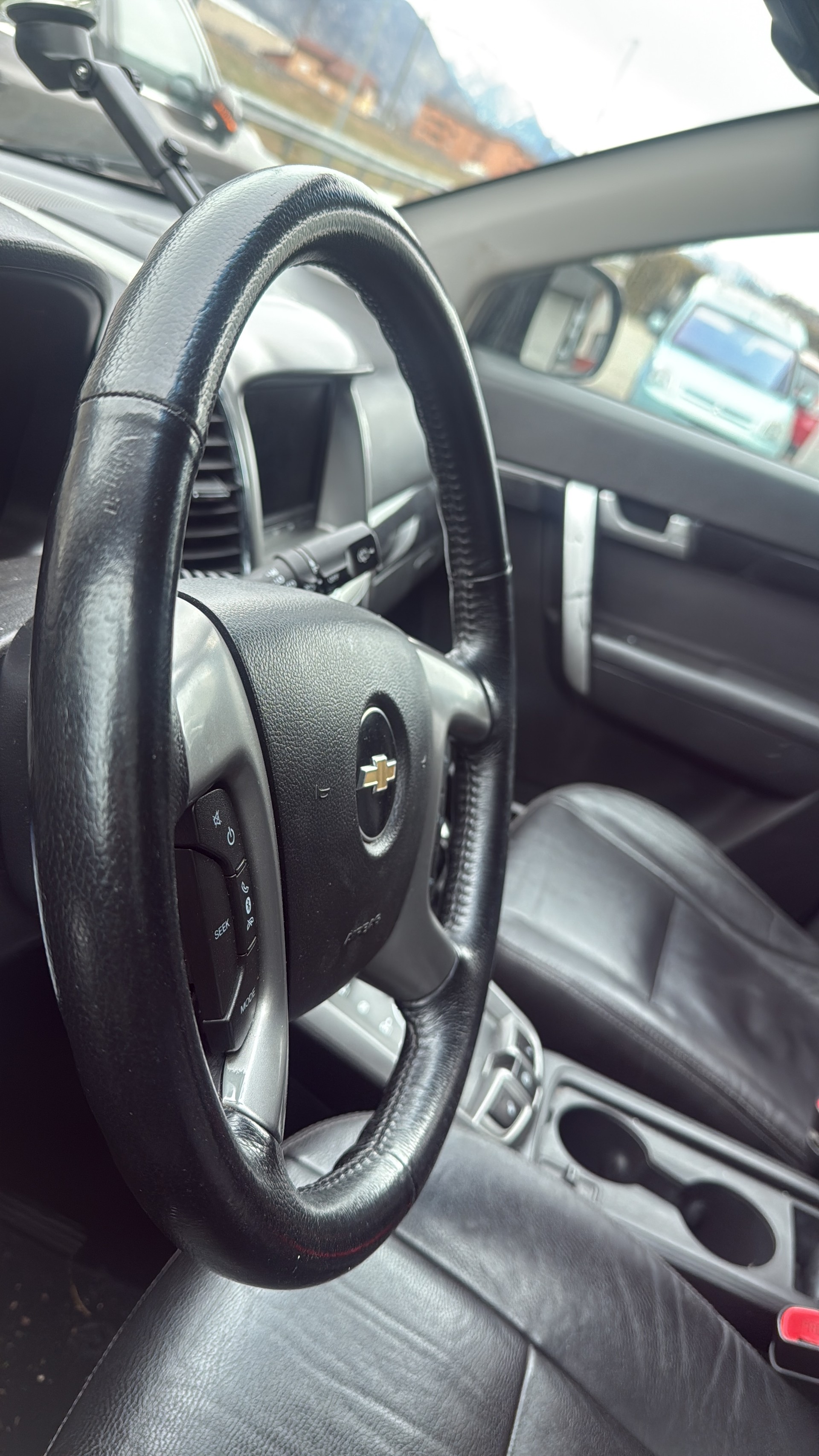 CHEVROLET Captiva 2.2 VCDi LTZ 4WD Automatic-image-6