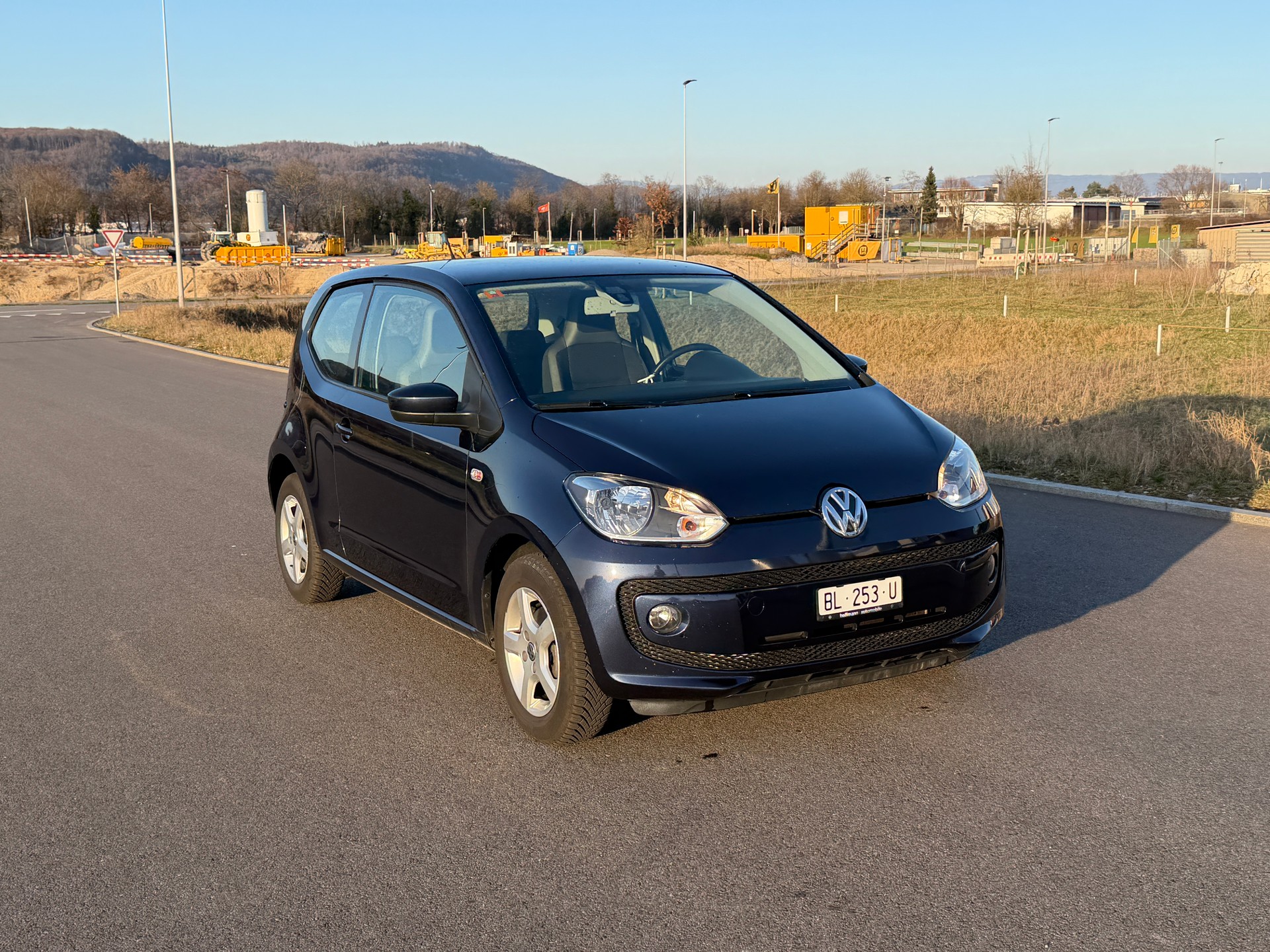 VW Up 1.0 black up ASG-image-9