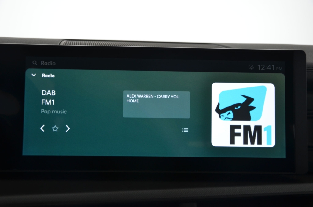 HYUNDAI New Santa Fe 1.6 Plug-in Hybrid 4WD Swiss-image-18