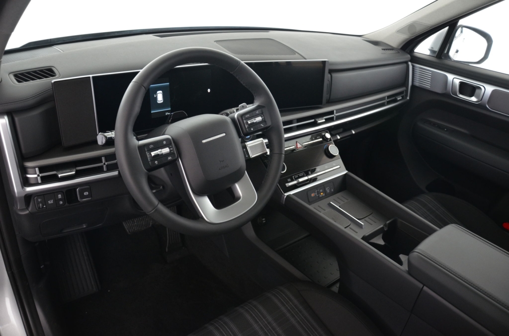 HYUNDAI New Santa Fe 1.6 Plug-in Hybrid 4WD Swiss-image-10