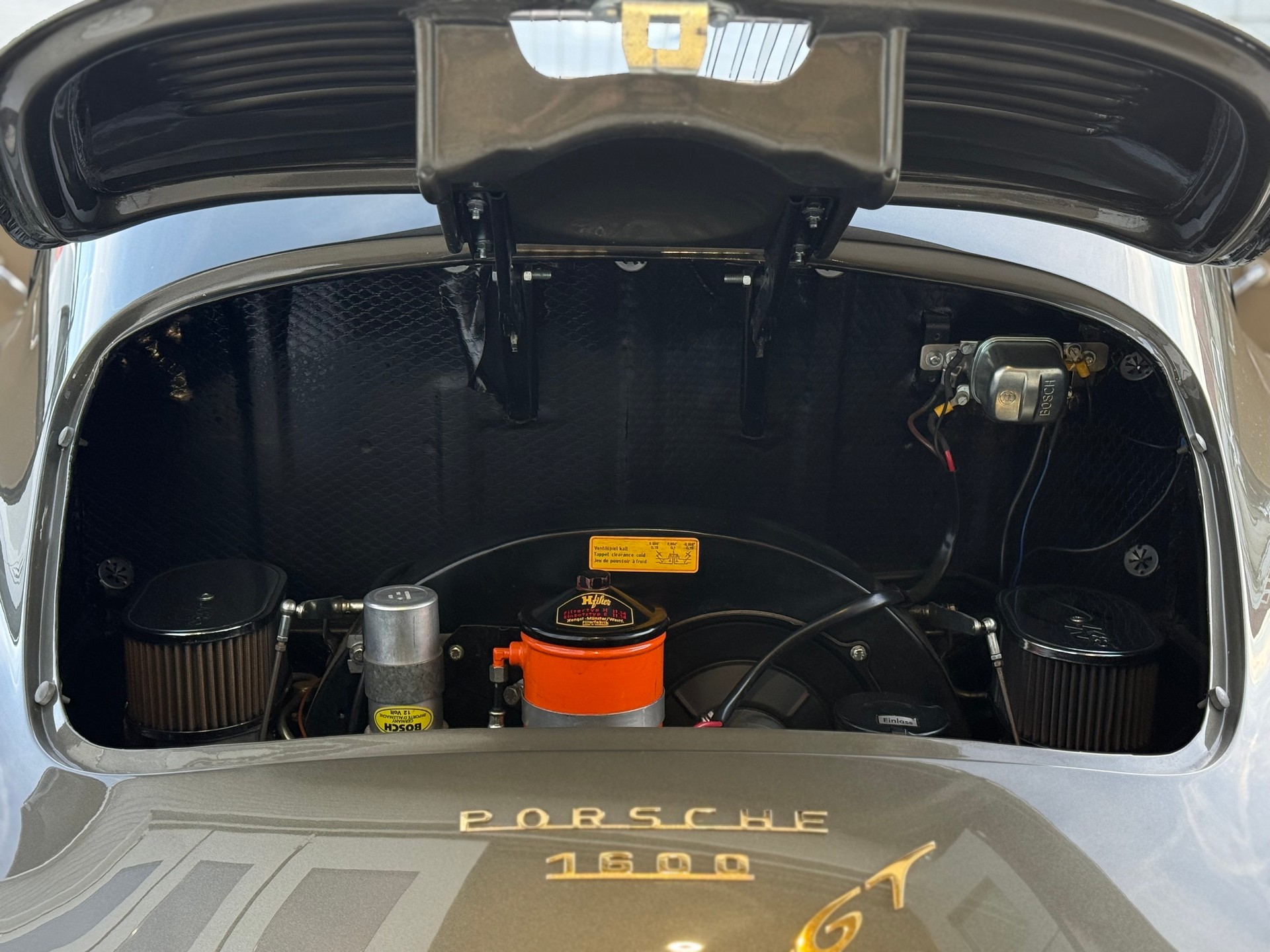 PORSCHE GT-image-8