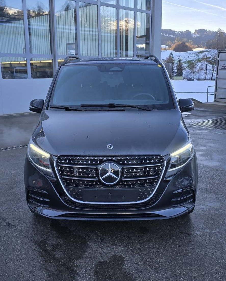 MERCEDES-BENZ V 300 d Swiss Edition L 4x4-showroom-element-3