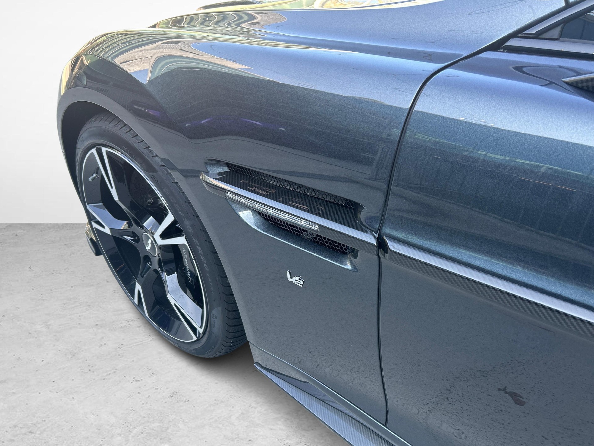 ASTON MARTIN Vanquish S 6.0 V12 Ultimate-image-20