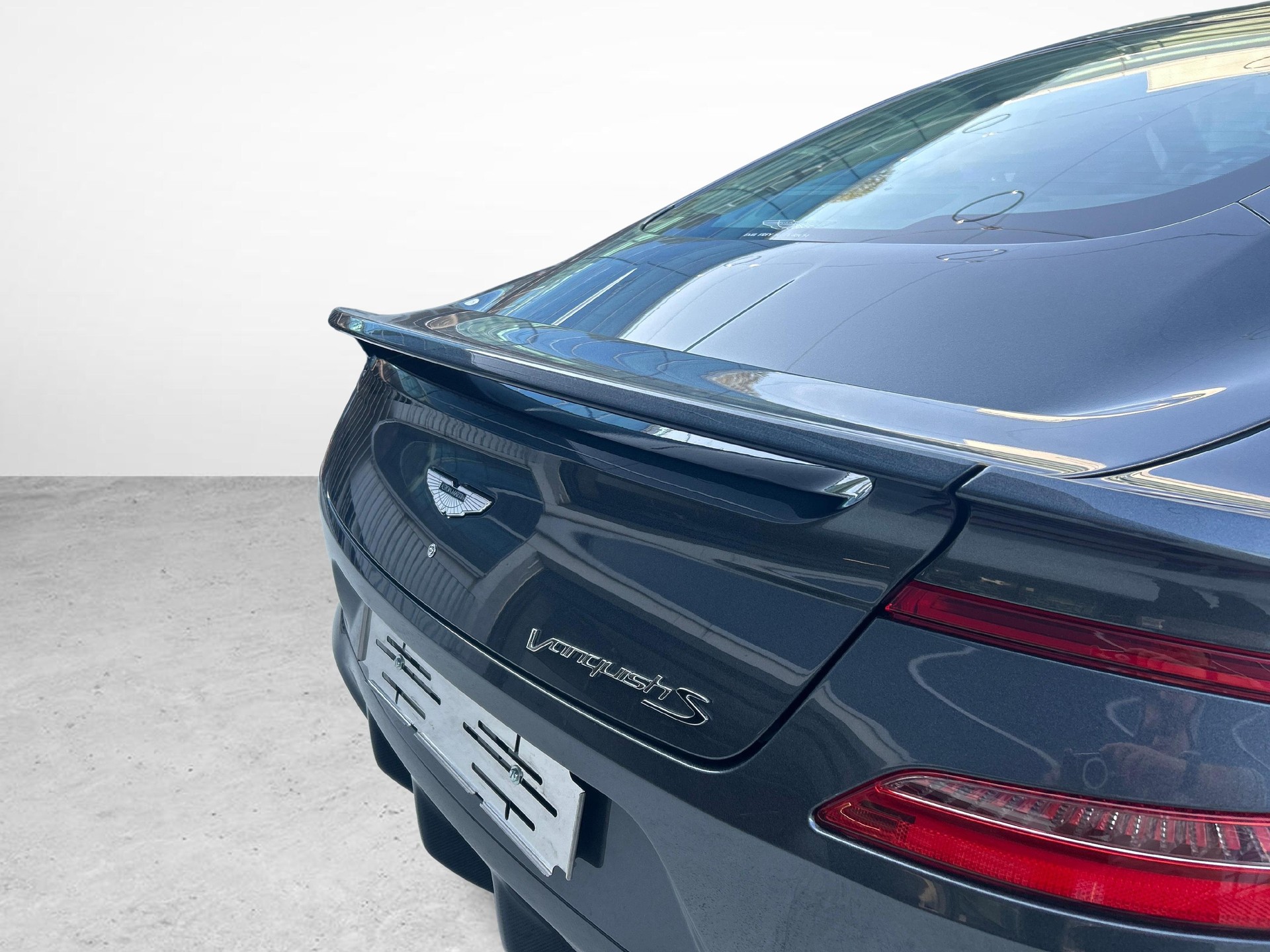ASTON MARTIN Vanquish S 6.0 V12 Ultimate-image-21