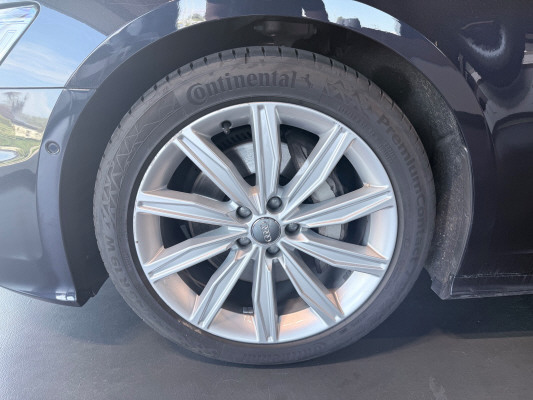 AUDI A6 Avant 45 TDI quattro-image-14