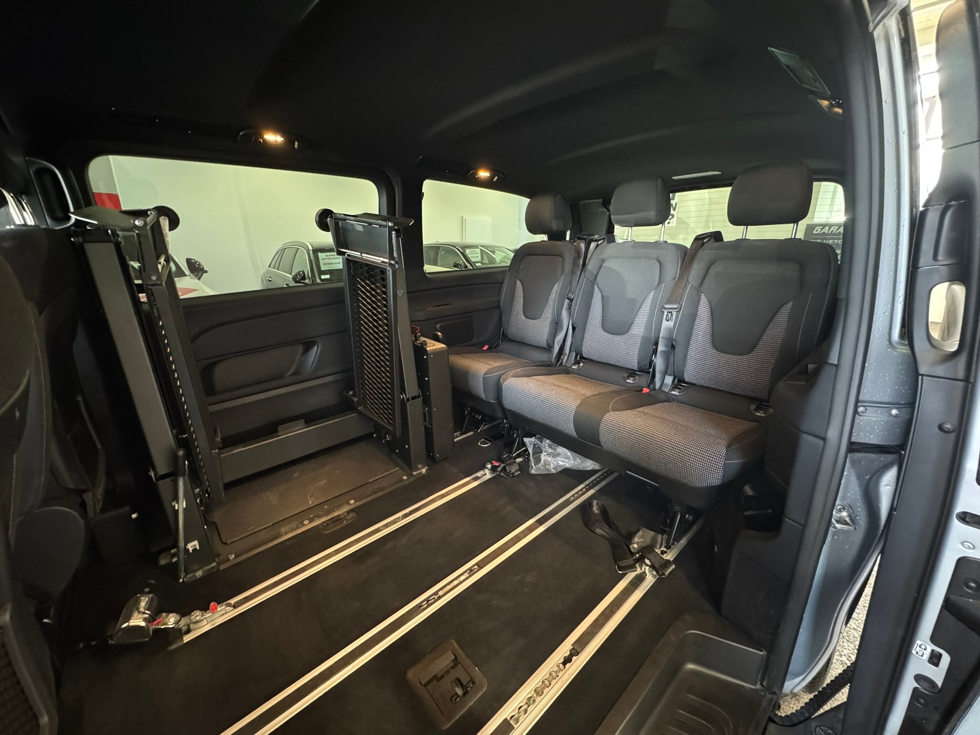 MERCEDES-BENZ V 300 d lang Style 9G-Tronic-image-9