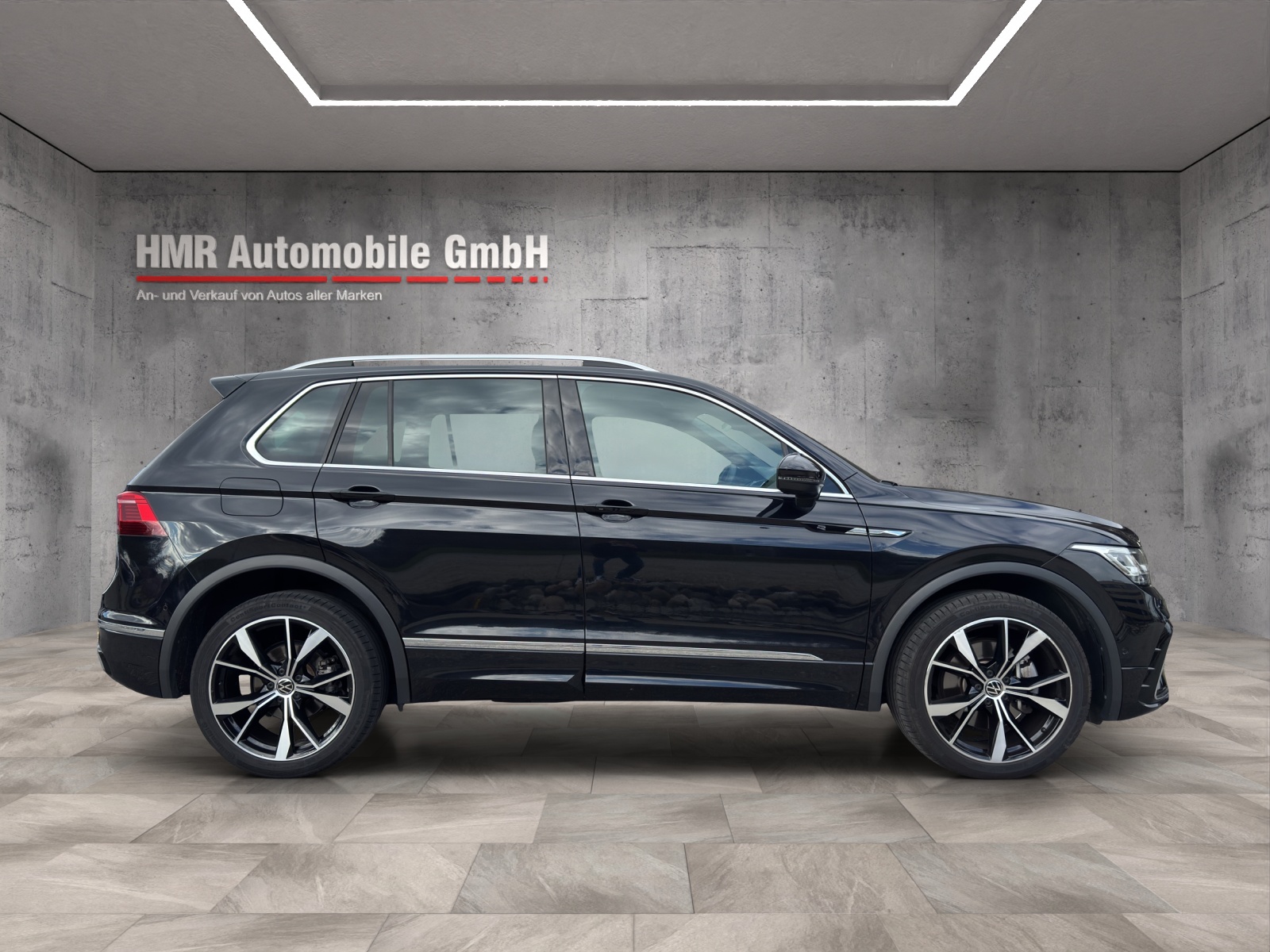 VW Tiguan 2.0 TDI SCR R-Line 4Motion DSG-image-6