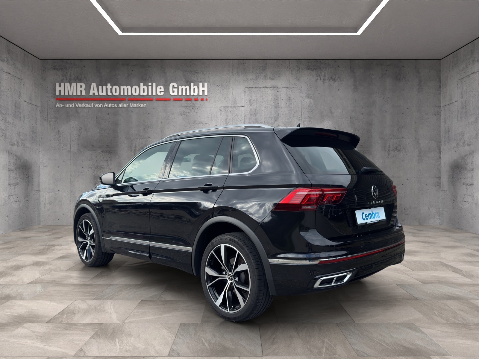 VW Tiguan 2.0 TDI SCR R-Line 4Motion DSG-showroom-element-1