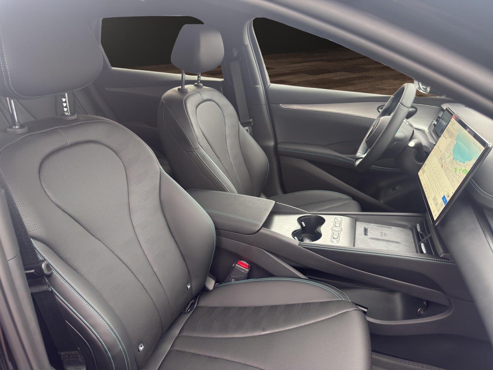BYD Seal 6 DM-i Comfort-image-13