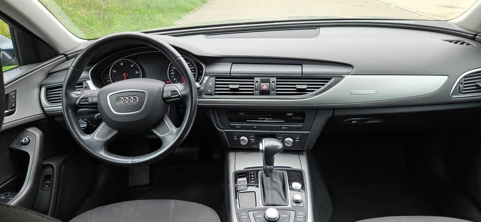 AUDI A6 Avant 3.0 TDI V6 quattro S-tronic-image-2