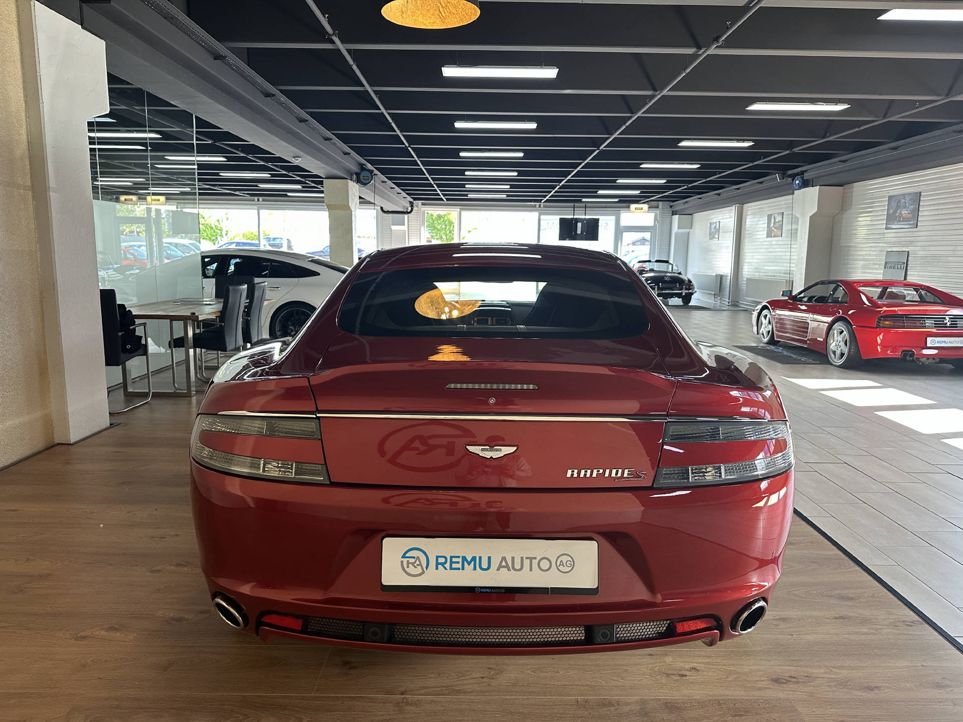 ASTON MARTIN Rapide S 5.9 V12 Touchtronic 2-image-5