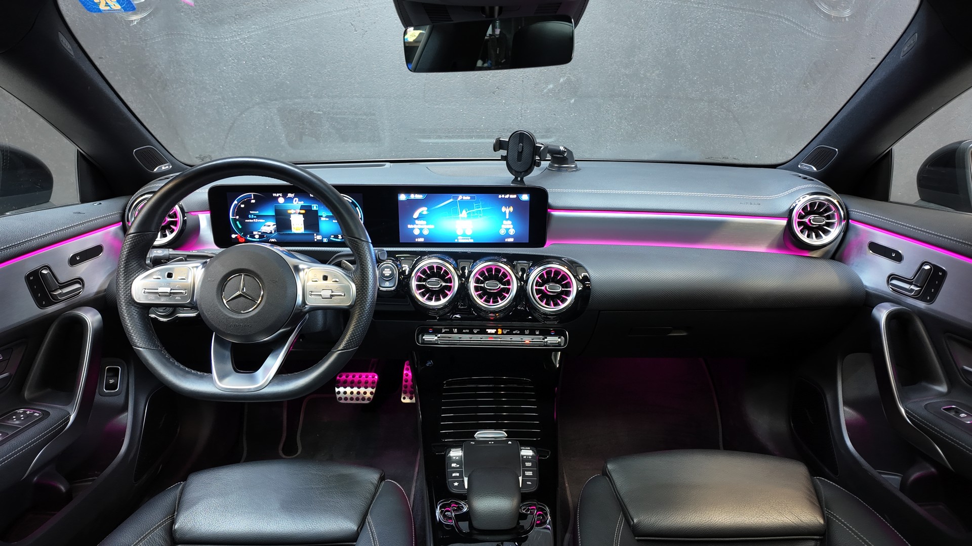MERCEDES-BENZ CLA 250 4Matic Style 7G-DCT-image-13