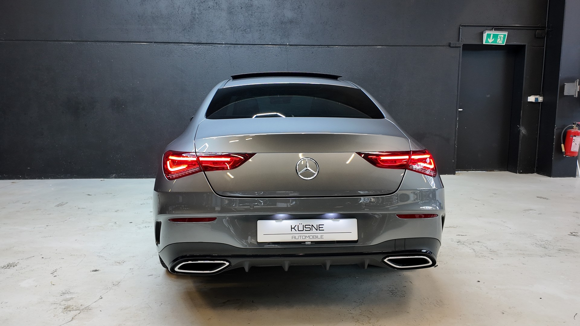 MERCEDES-BENZ CLA 250 4Matic Style 7G-DCT-image-4