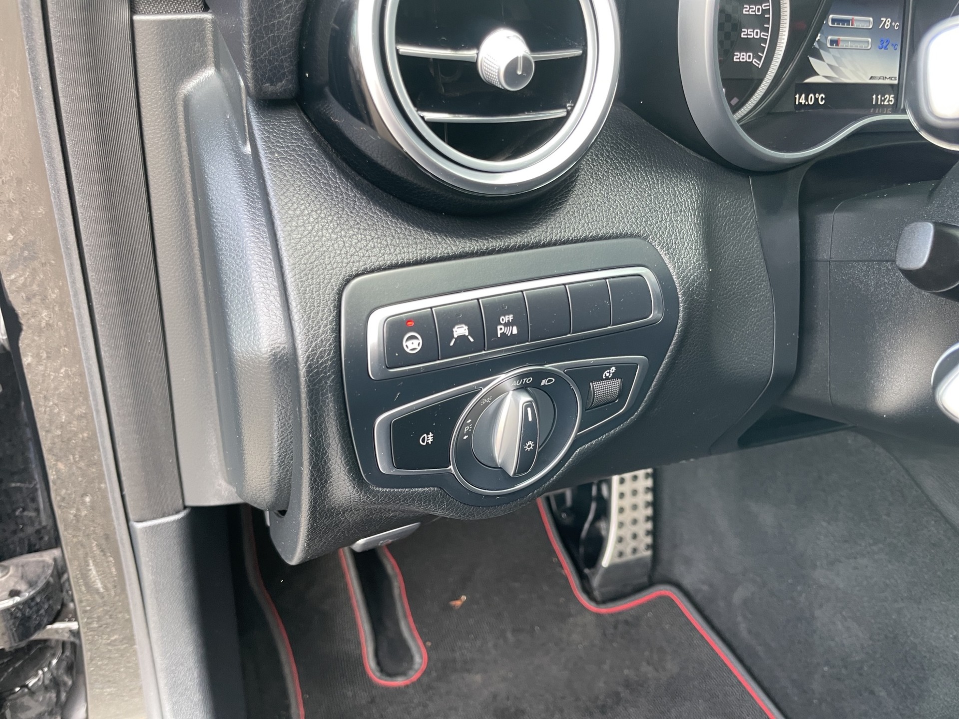 MERCEDES-BENZ C 43 AMG 4Matic 9G-Tronic-image-10