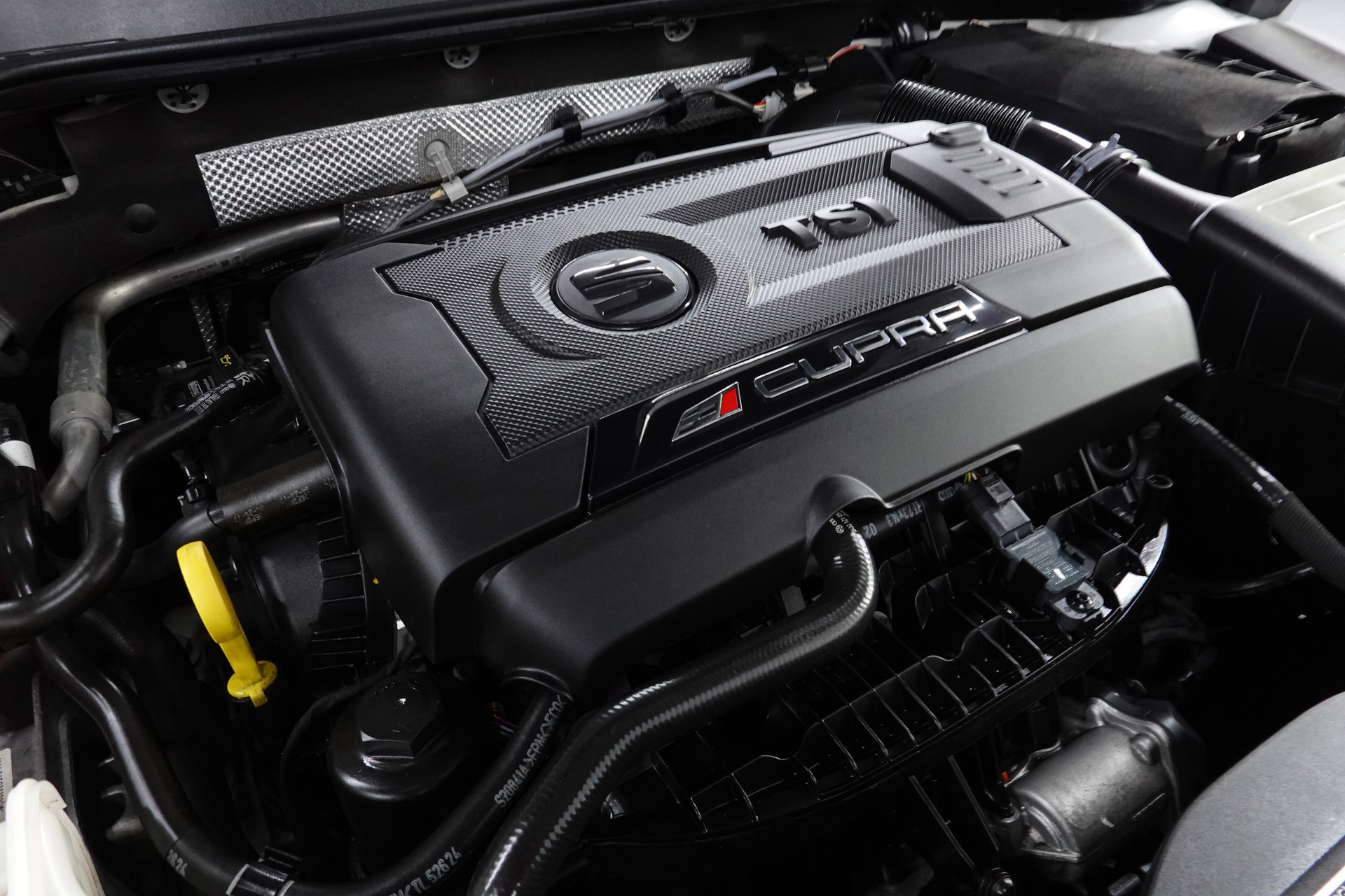 SEAT LEON ST 2.0 TSI CUPRA 300 4 DRIVE DSG TOP CH-FZ-image-4