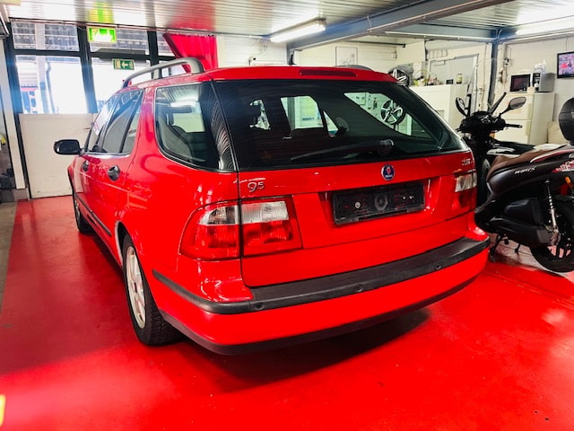 SAAB 9-5 2.3T Arc-image-8