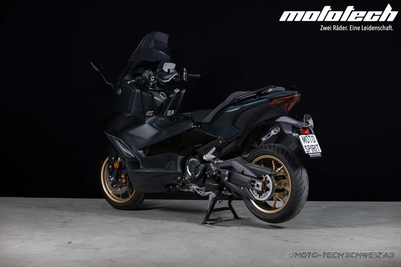YAMAHA T-MAX Tech-Max XP 560-image-2