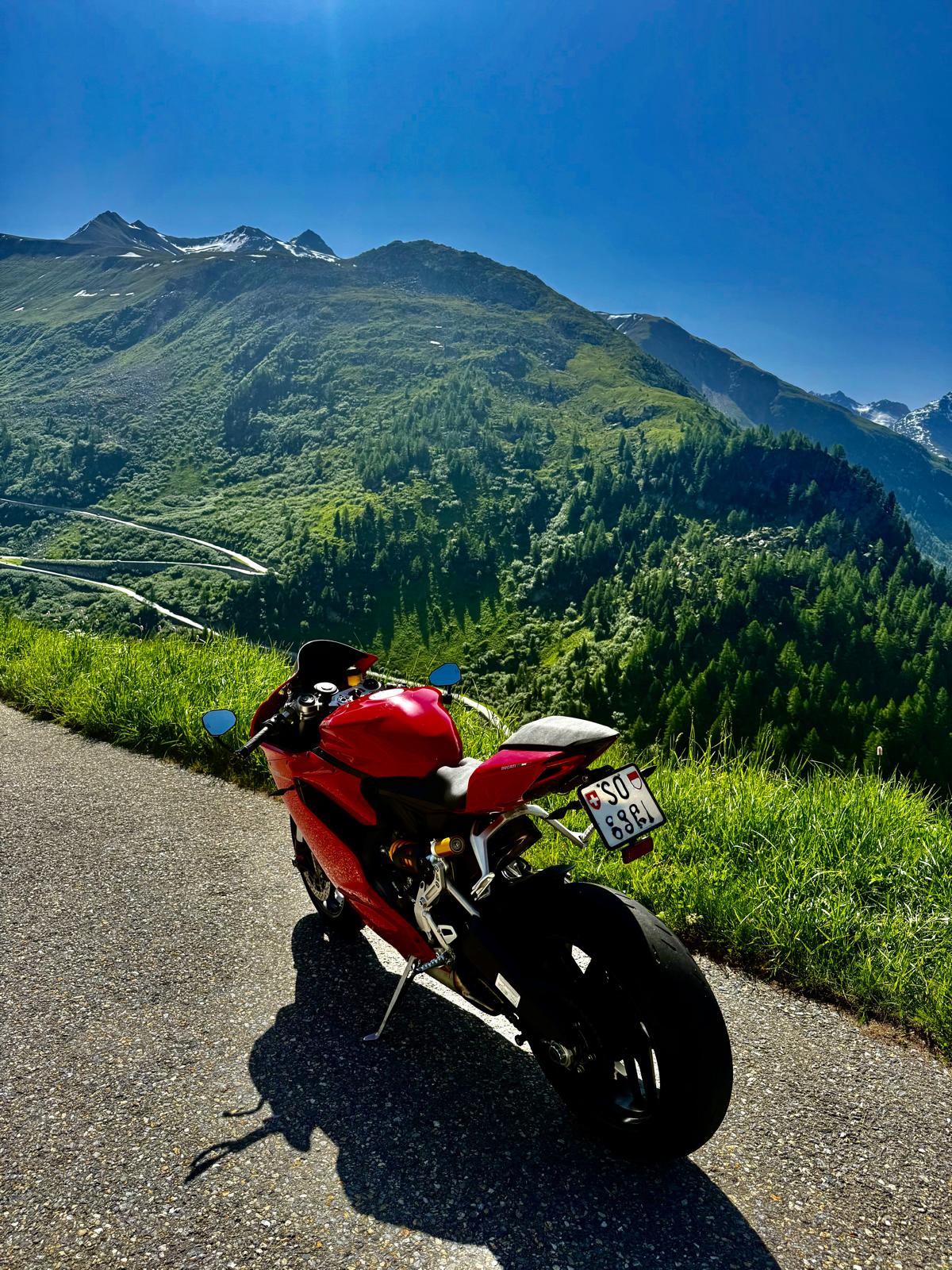 DUCATI Panigale 899-image-2