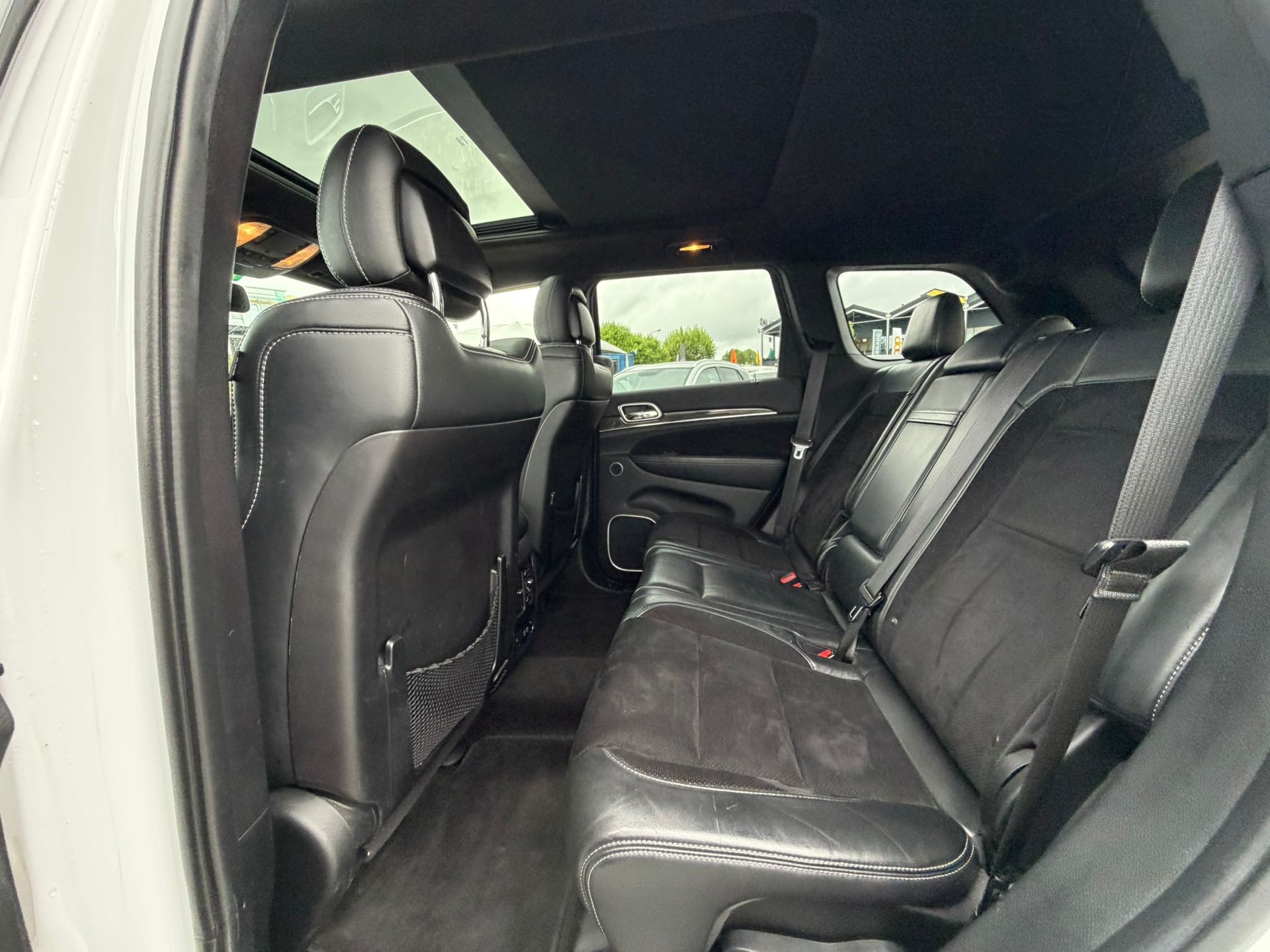 JEEP Grand Cherokee 6.4 V8 HEMI SRT8 Automatic-image-7
