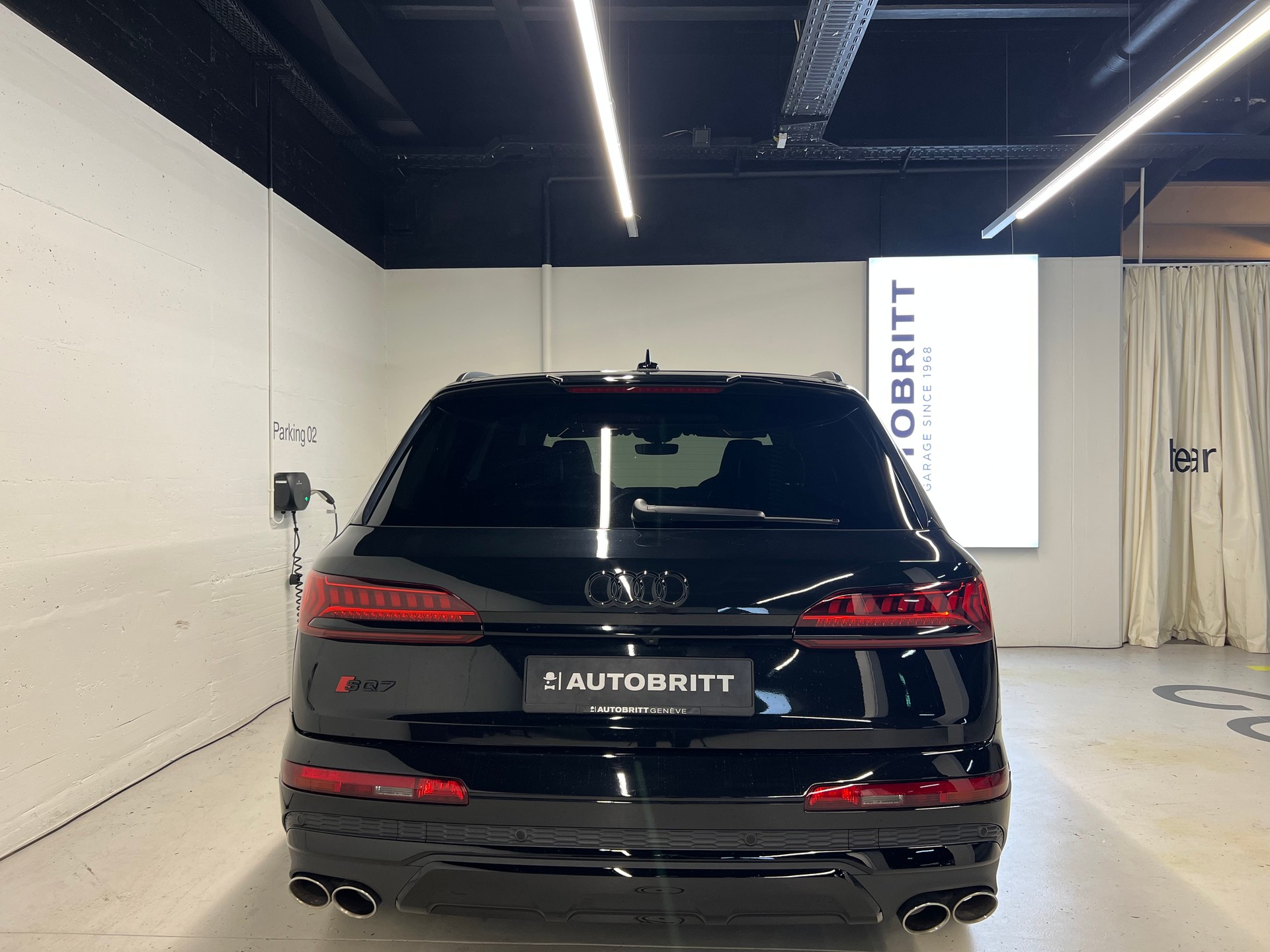 AUDI SQ7 4.0 V8 TFSI quattro T-Tronic-image-8
