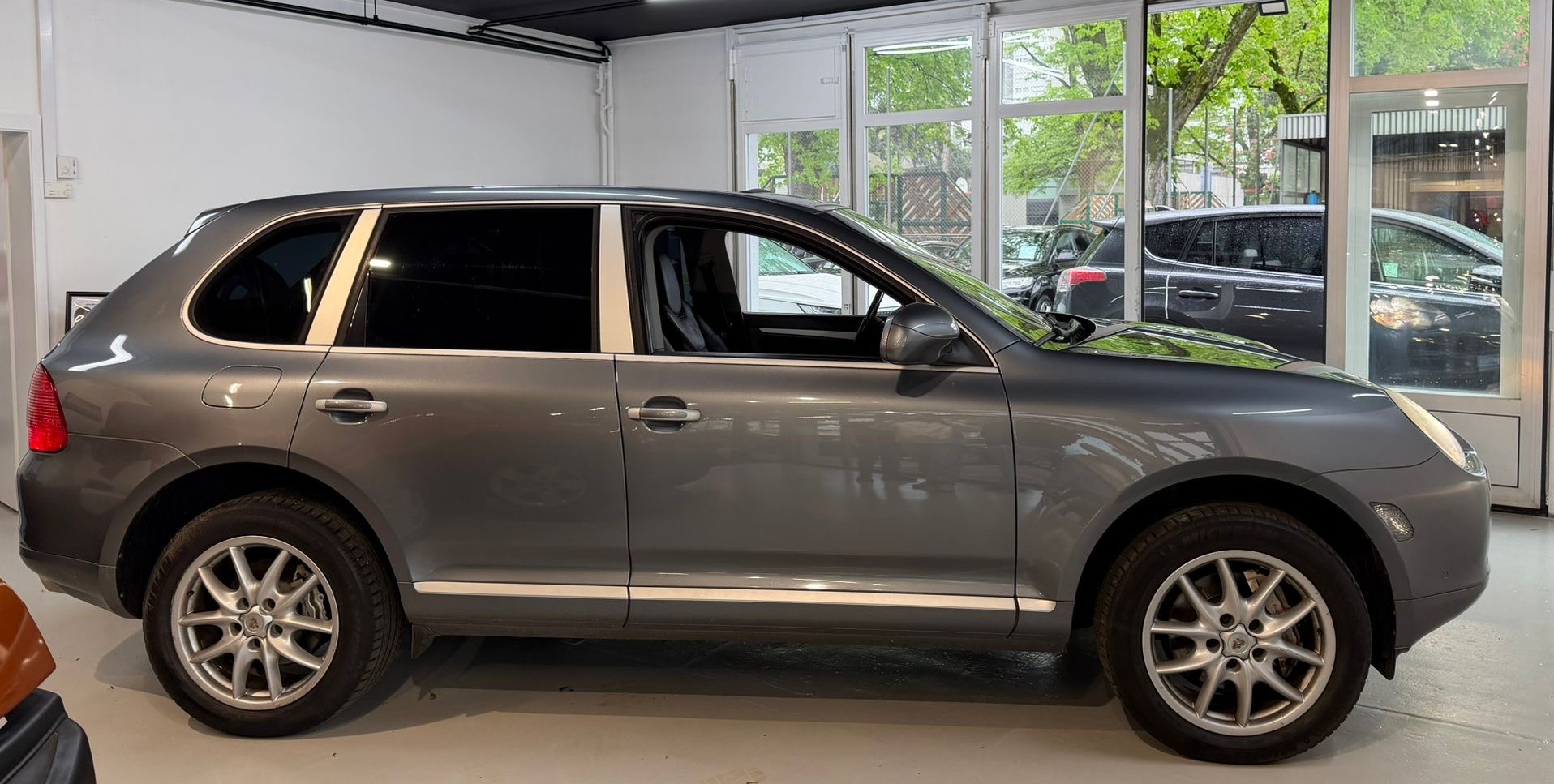 PORSCHE Cayenne S-image-4