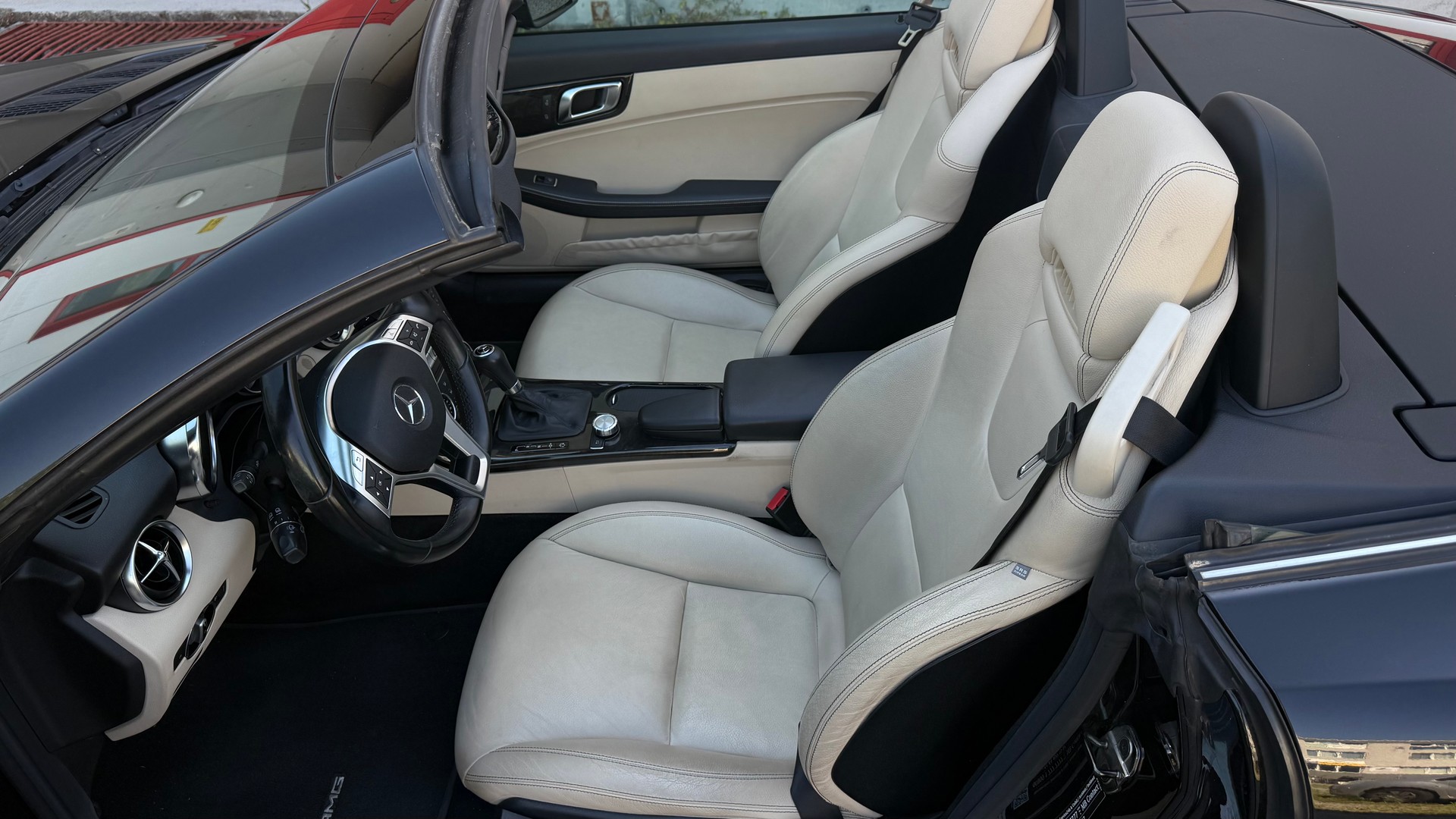 MERCEDES-BENZ SLK 250 7G-Tronic AMG Line-image-10
