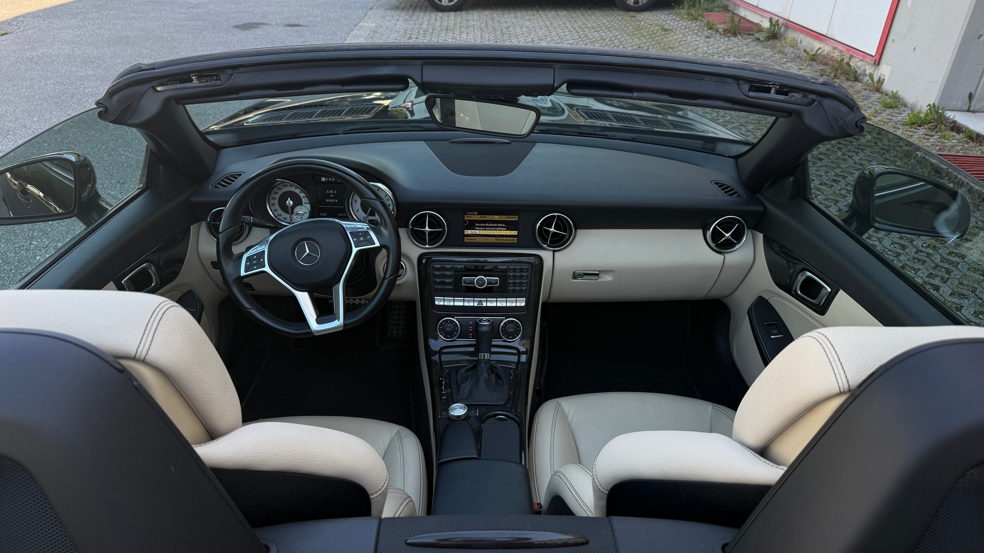 MERCEDES-BENZ SLK 250 7G-Tronic AMG Line-image-8