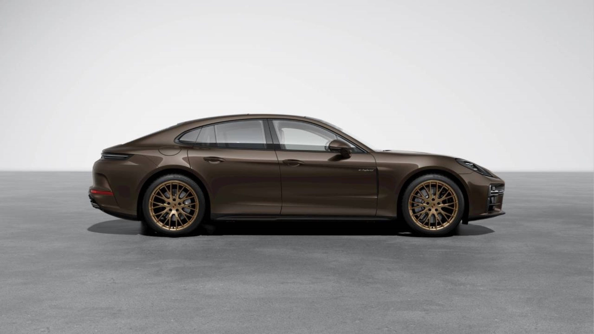 PORSCHE Panamera 4S E-Hybrid-image-4