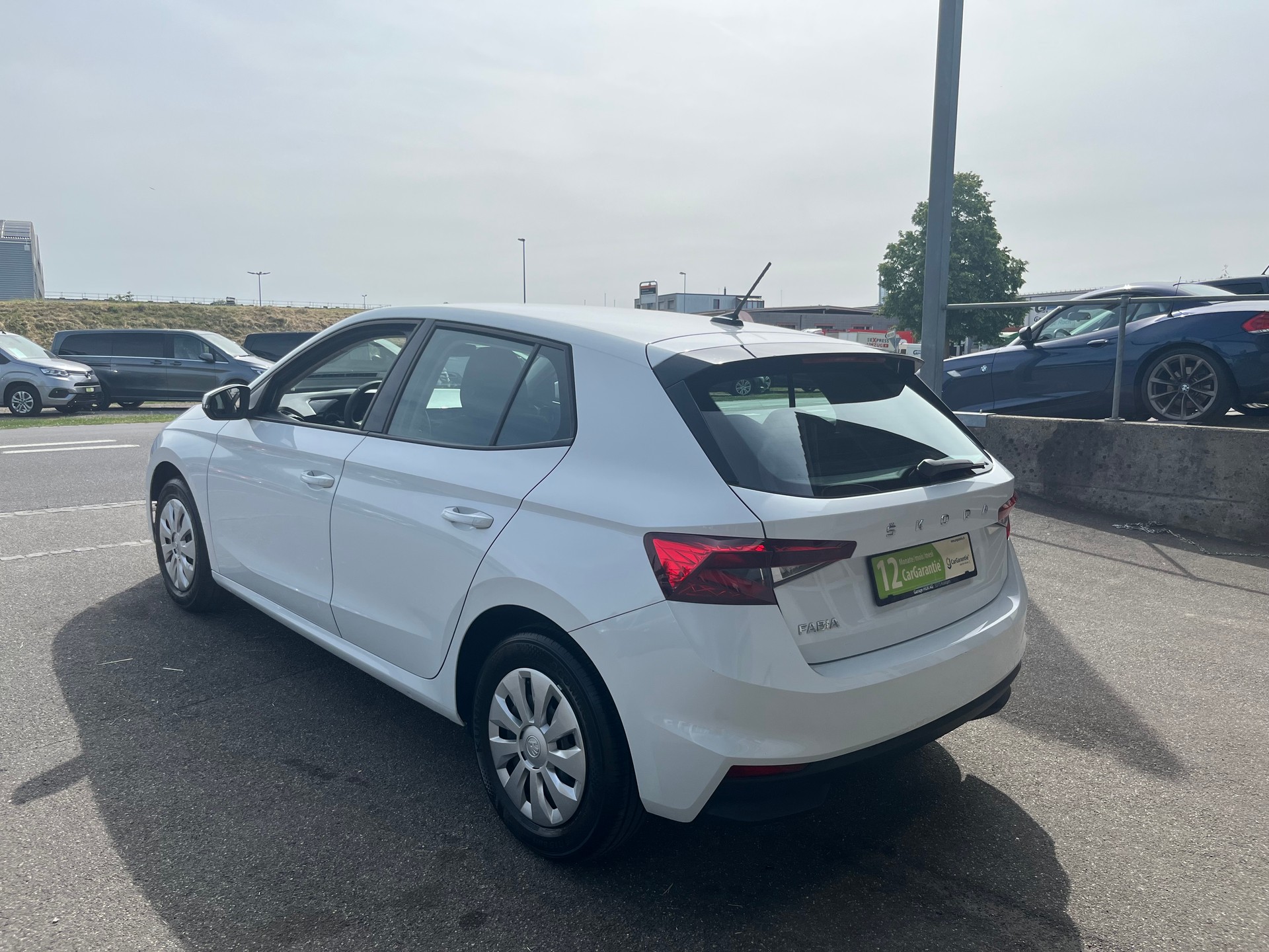 SKODA Fabia 1.0 MPI Active+++MIT 12 MONATEN GARANTIE+++-showroom-element-1