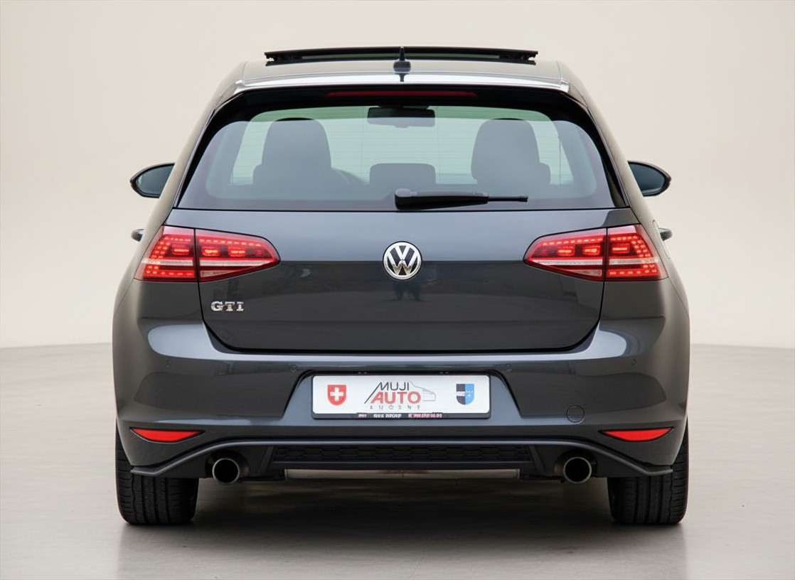 VW Golf 2.0 TSI GTI Performance DSG-showroom-element-3