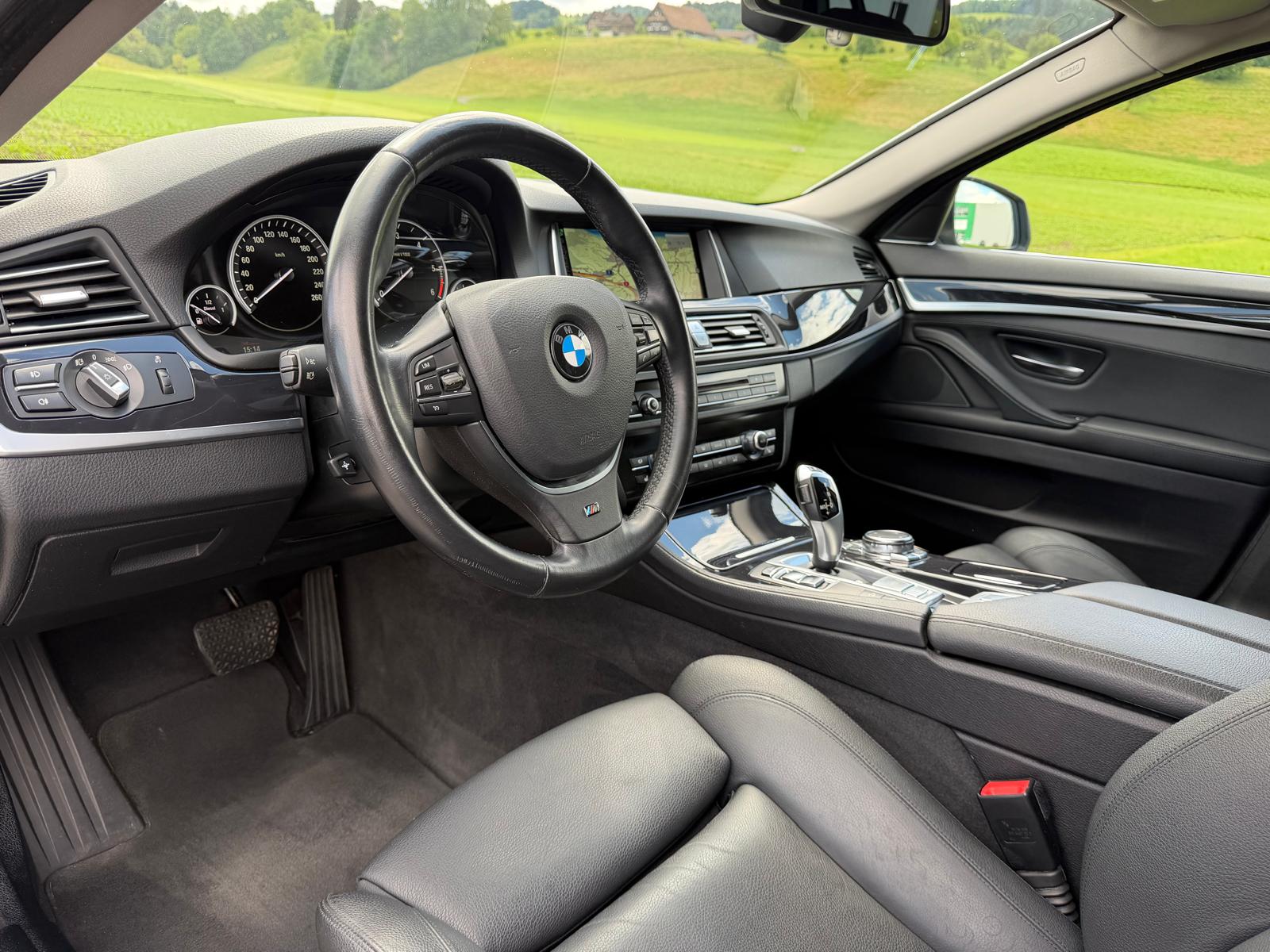 BMW 520d Touring xDrive Steptronic-image-7