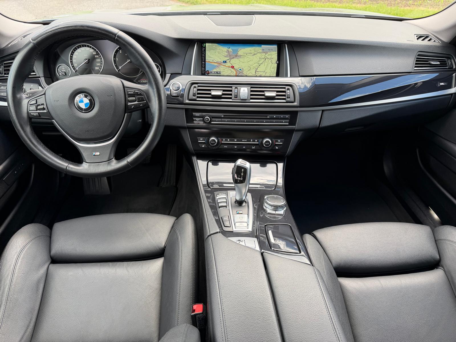 BMW 520d Touring xDrive Steptronic-image-9