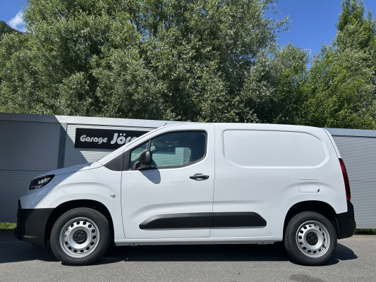 TOYOTA Proace City Van 1.5D ActM-image-2