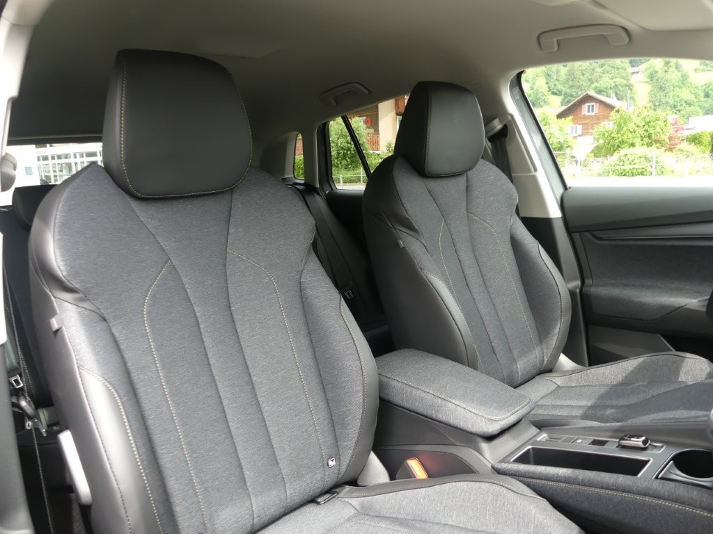 SKODA Elroq 85x Selection 4x4-image-10