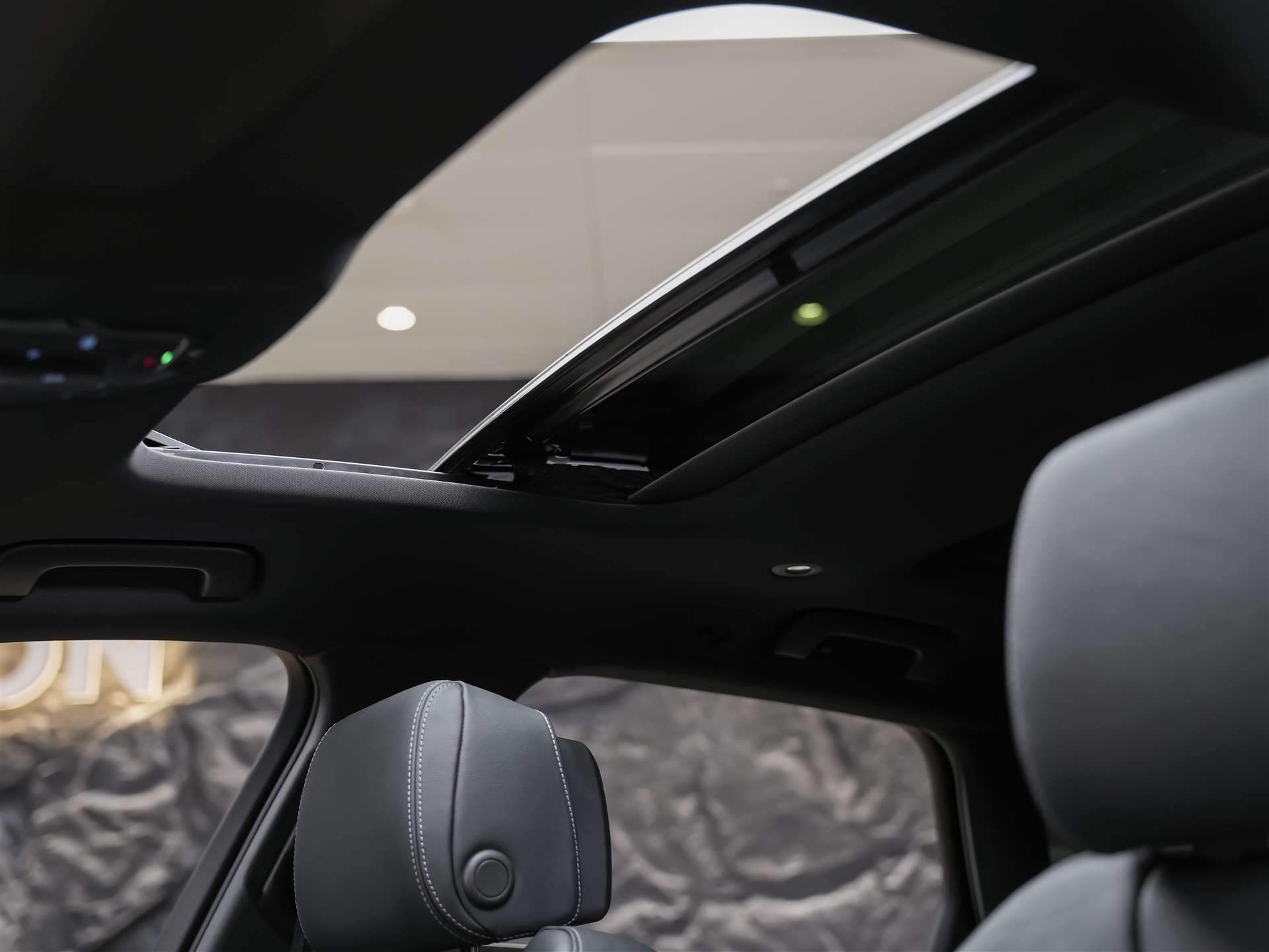 AUDI A6 Avant 45 TFSI S-Line advanced S-tronic quattro *Matrix-LED*Panorama*B&O*Ambientebeleuchtung*-image-12