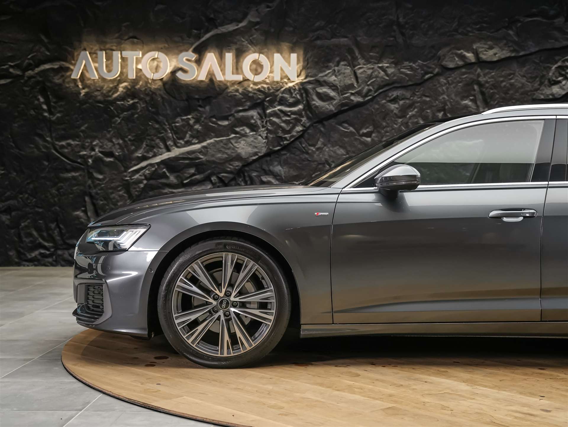 AUDI A6 Avant 45 TFSI S-Line advanced S-tronic quattro *Matrix-LED*Panorama*B&O*Ambientebeleuchtung*-image-18