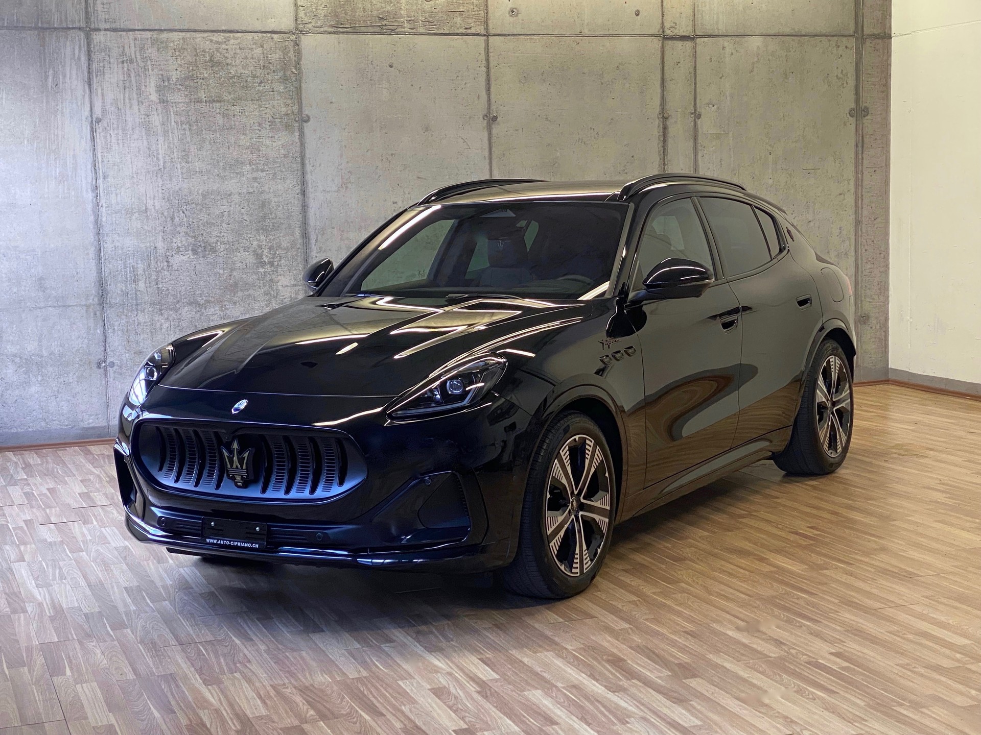 MASERATI Grecale*Folgore*105kWh*
