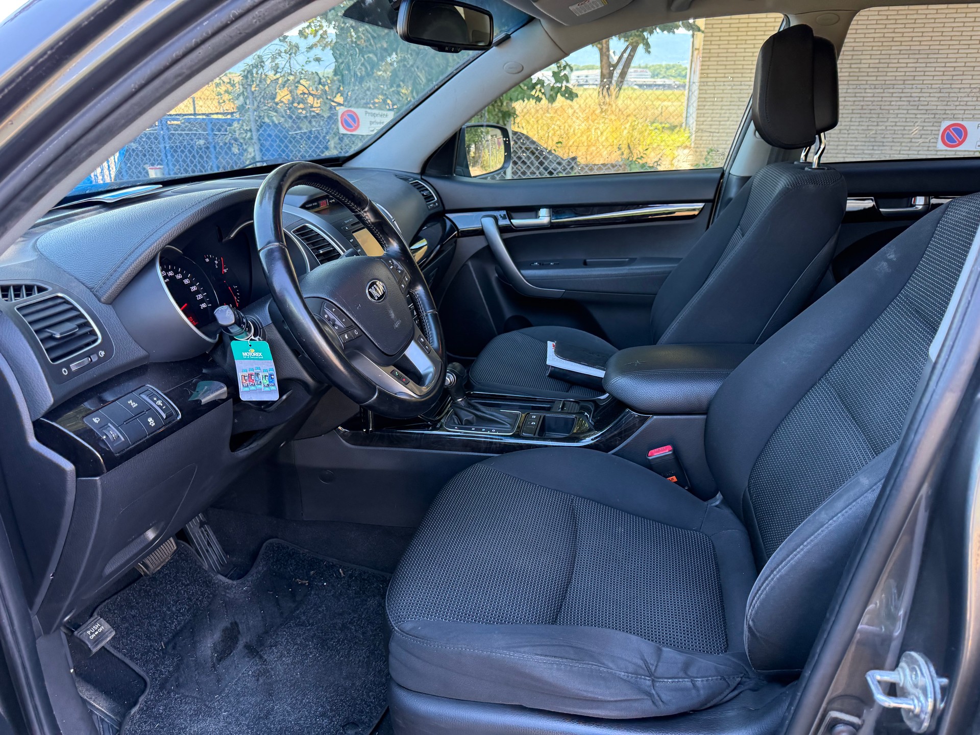 KIA Sorento 2.2 CRDI Style Automatic-image-10