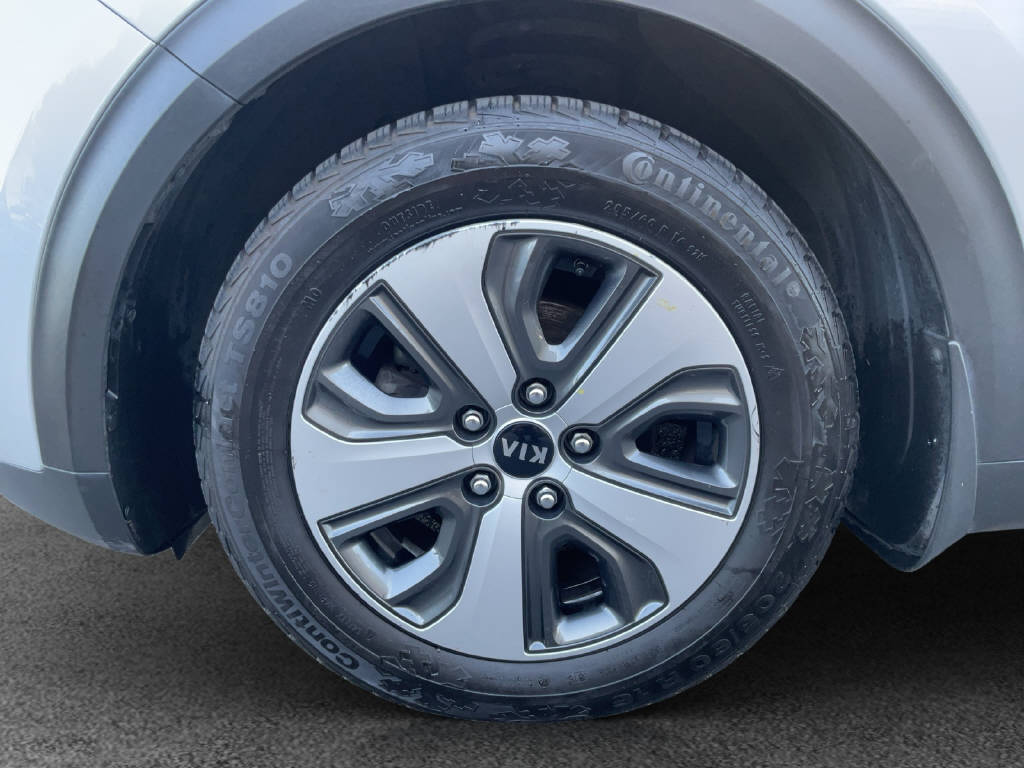 KIA Niro 1.6 GDi Plug-in Hybrid-image-13
