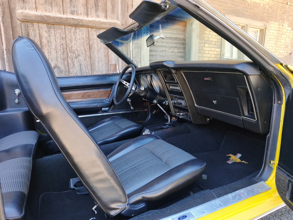 FORD Mustang-image-6