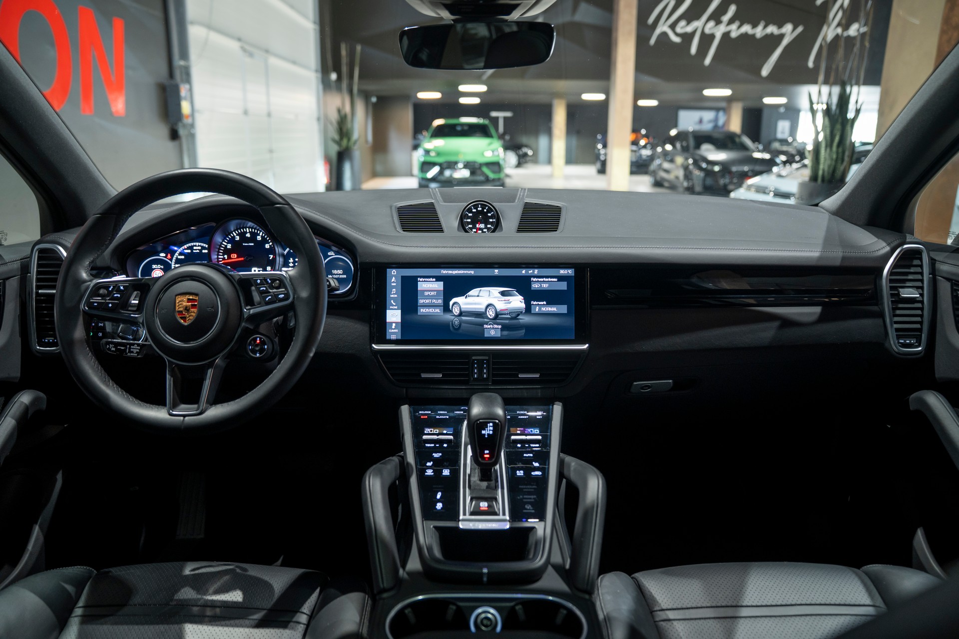 PORSCHE Cayenne-image-11