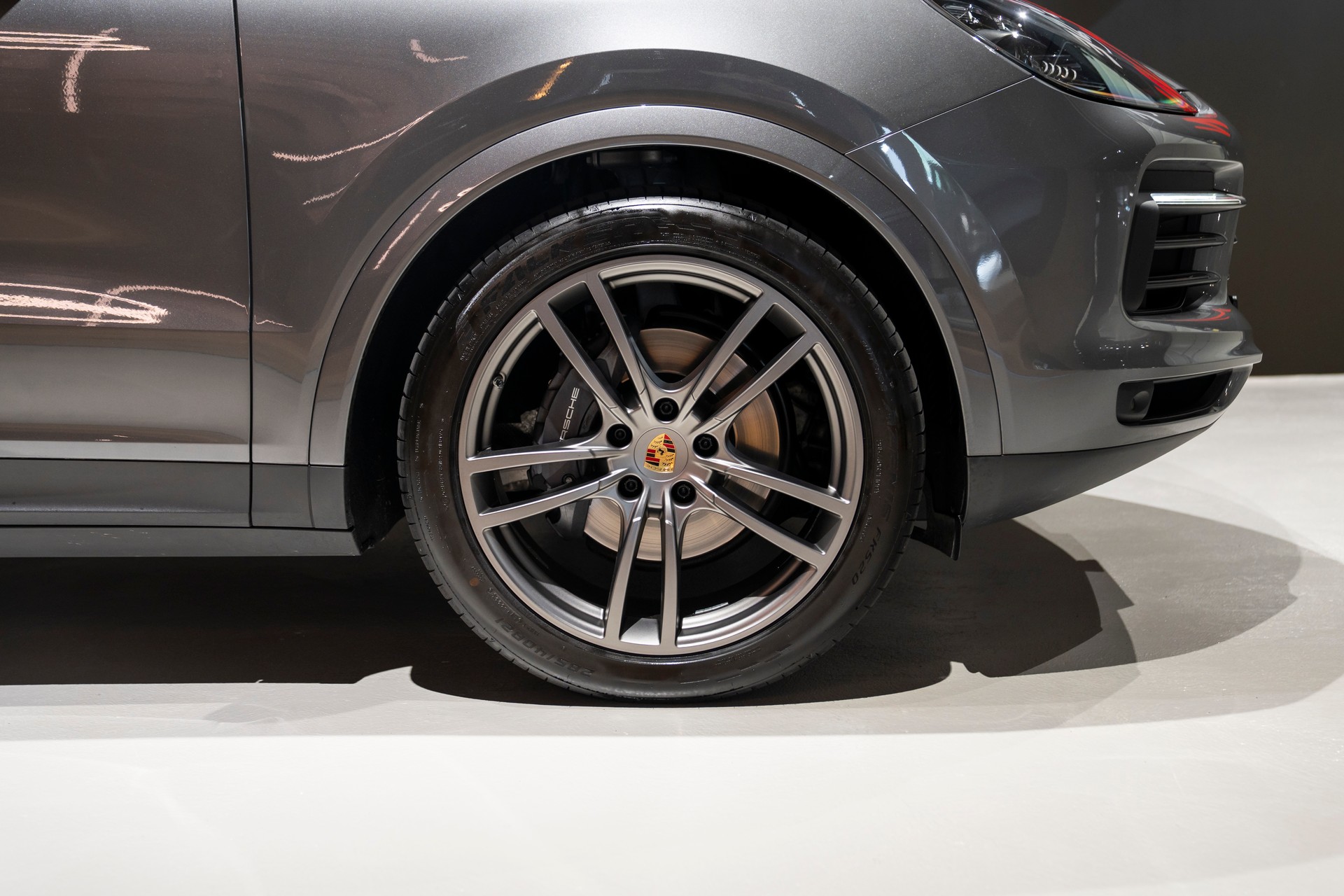 PORSCHE Cayenne-image-5
