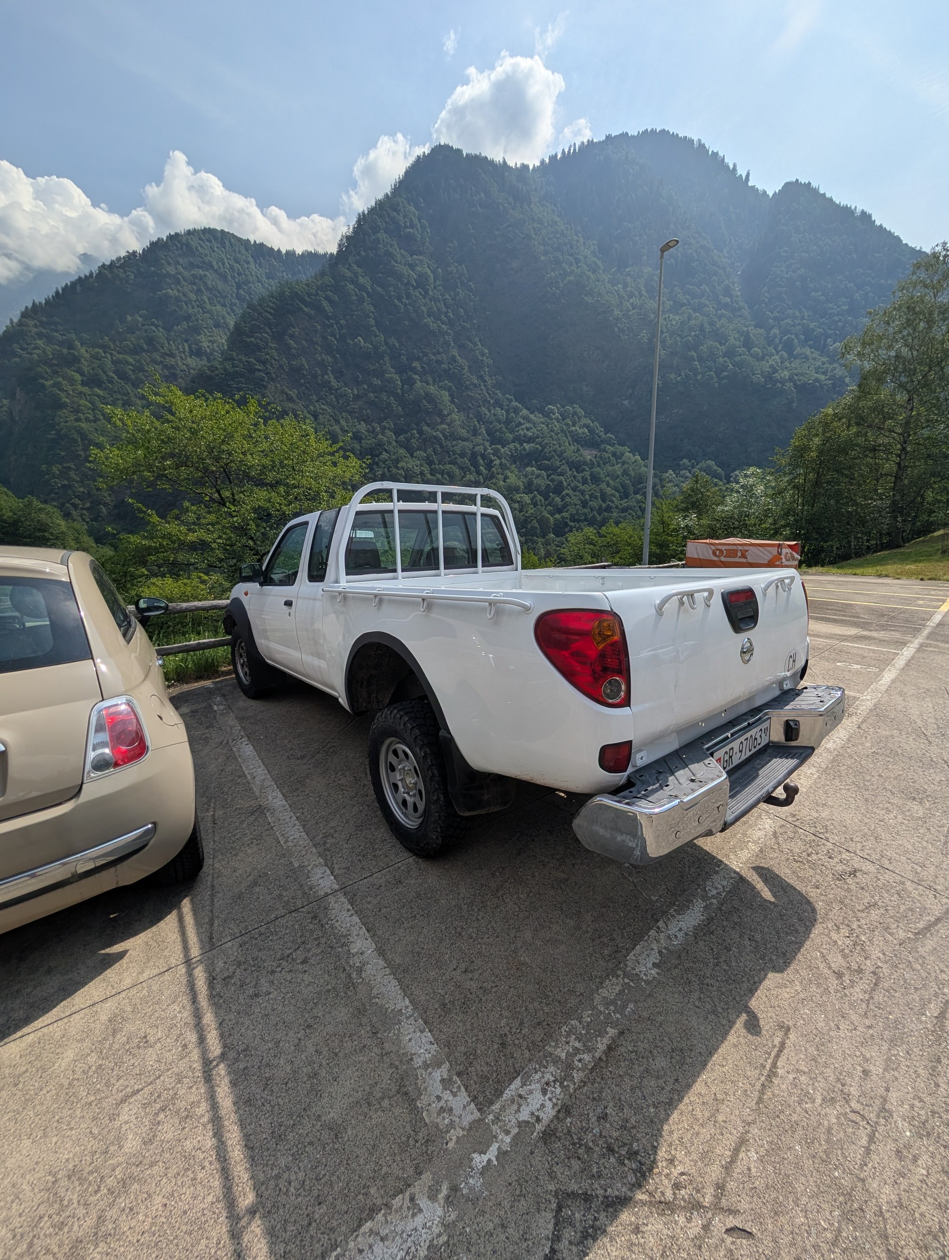 NISSAN 2.5 Di 4x4-image-1