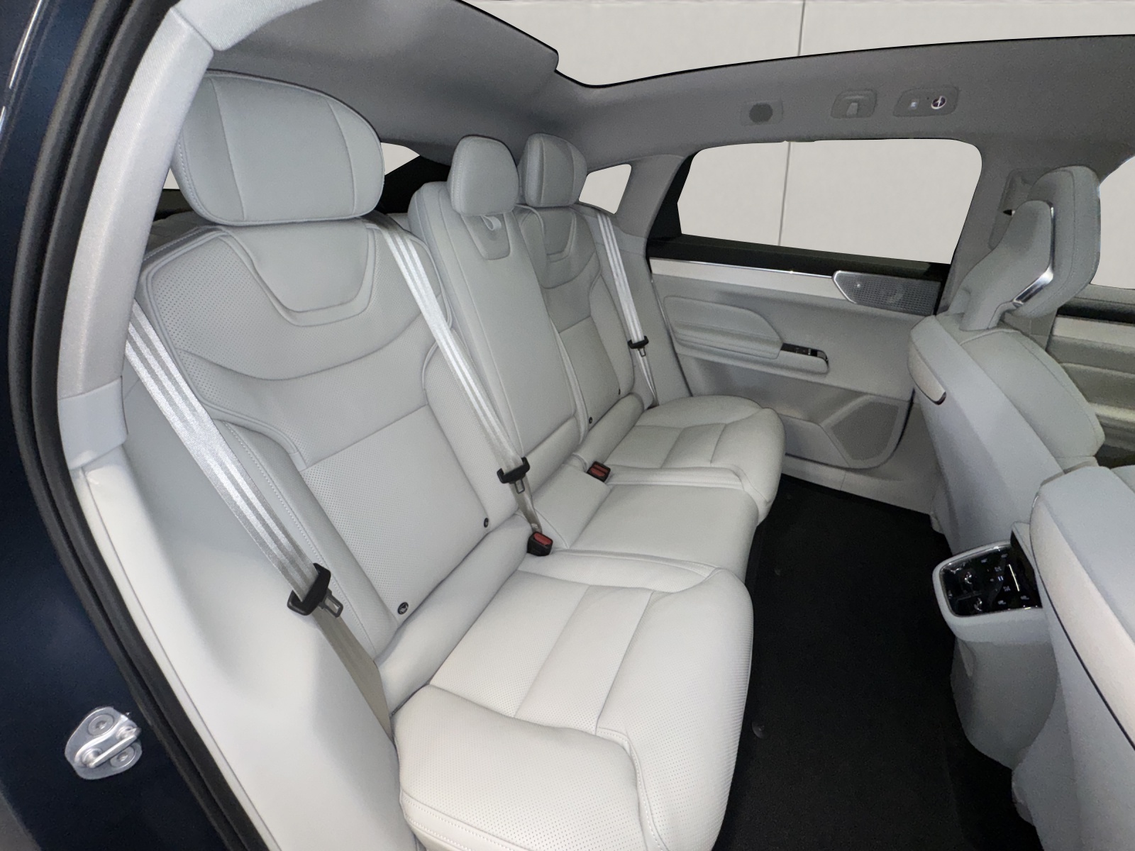VOLVO ES90 Twin Performance Ultra AWD-image-12